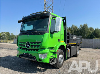 Istovarivač MERCEDES-BENZ Arocs