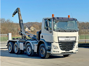 Kamion sa hidrauličnom kukom DAF CF 440