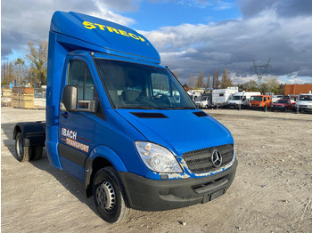 Mini tegljač MERCEDES-BENZ Sprinter 519