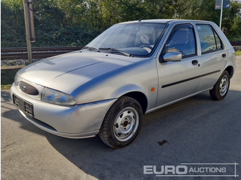 Automobil FORD