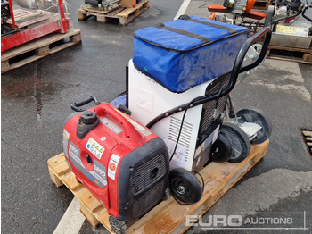 Građevinska oprema Pallet Of Ground Scraper, Dehumidifier, Portable Generator, Paint Spray Accessoires: slika 2