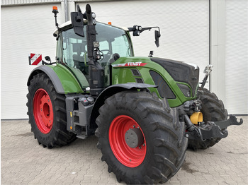 Traktor FENDT 718 Vario
