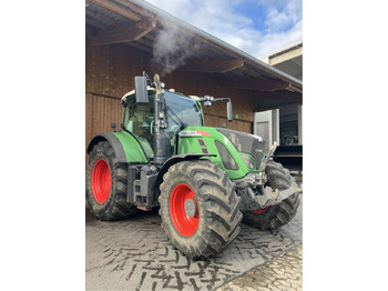 Traktor FENDT 718 Vario