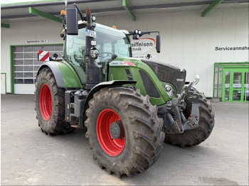 Traktor FENDT 724 Vario