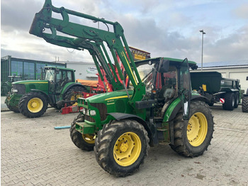 Traktor JOHN DEERE 5100R