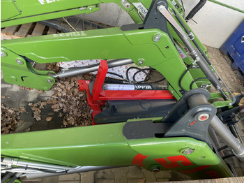 Prednji utovarivač za traktor STOLL