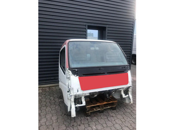 Kabina i enterijer MITSUBISHI