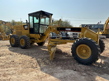 Grejder CATERPILLAR 140H