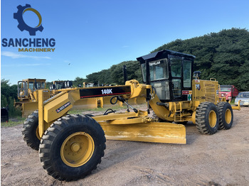 Grejder CATERPILLAR 140K
