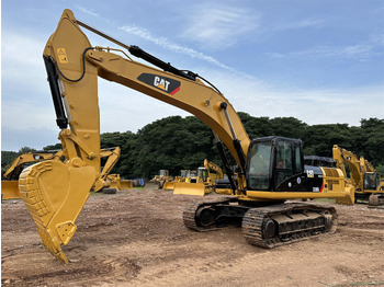 Bager guseničar CATERPILLAR 330DL