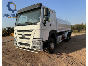 Kamion cisterna SINOTRUK HOWO