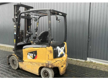 Električni viljuškar CAT Lift Trucks EP25CN: slika 3