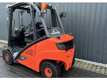 Gasni viljuškar LINDE H25