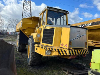 Zglobni kiper VOLVO A25