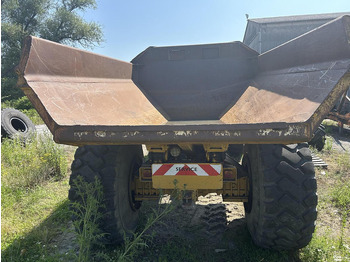 Zglobni kiper VOLVO A25