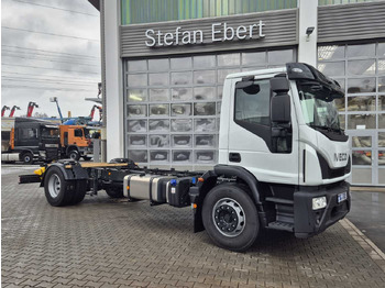 Kamion sa golom šasijom i zatvorenom kabinom novi Iveco Eurocargo ML180E28/P 4x2 ZF-Automatik 8AP 3Stück: slika 4