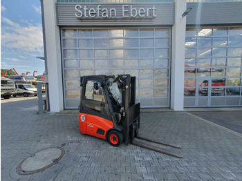 Električni viljuškar LINDE E