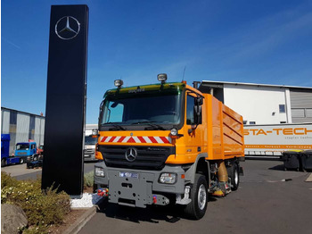 Mercedes-Benz Actros 2032 A 4x4 Bucher STKF 9500 Airport Mercedes-Benz Actros 2032 A 4x4 Bucher STKF 9500 Airport: slika 1