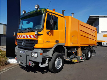 Mercedes-Benz Actros 2032 A 4x4 Bucher STKF 9500 Airport Mercedes-Benz Actros 2032 A 4x4 Bucher STKF 9500 Airport: slika 3