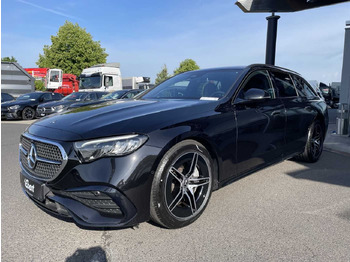 Automobil Mercedes-Benz E 220 d T AMG-Line AHK+Distr+R-Kamera +Ambiente+: slika 2