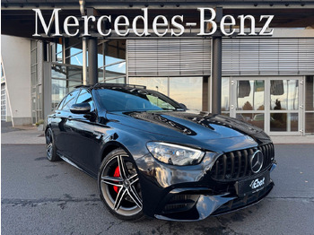 Limuzina MERCEDES-BENZ