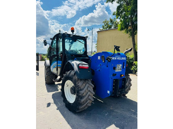 Teleskopski upravljač New Holland L7.42: slika 2
