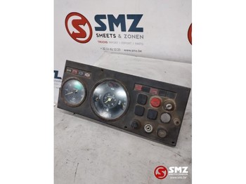 Komandna tabla MERCEDES-BENZ