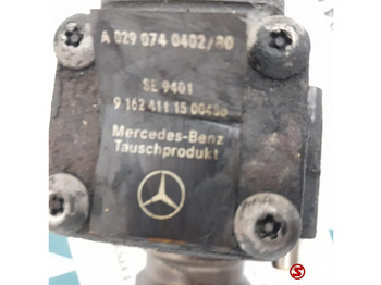 Pumpa za gorivo za Kamion Mercedes-Benz Occ brandstofinjectiepomp OM906LA Mercedes: slika 5