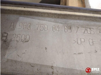 Hauba za Kamion Mercedes-Benz Occ motorkap Mercedes: slika 4 Hauba za Kamion Mercedes-Benz Occ motorkap Mercedes: slika 4