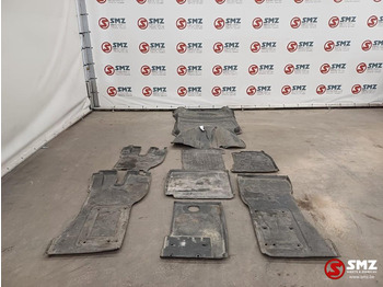 Kabina i enterijer VOLVO