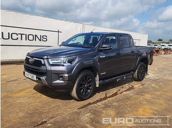 Pikap TOYOTA Hilux