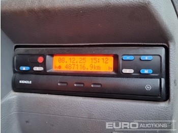 Kamion cisterna DAF LF