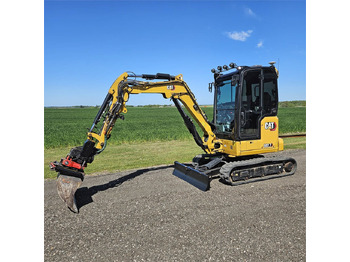 Mini bager Caterpillar 302.7 CR: slika 2