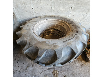 Traktor Goodyear 580/70R38: slika 3