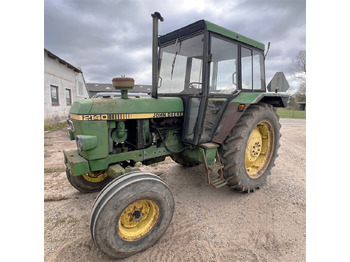 Traktor JOHN DEERE 2140