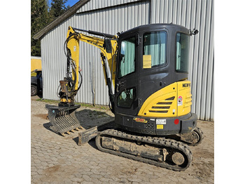 Mini bager New Holland E26C: slika 2