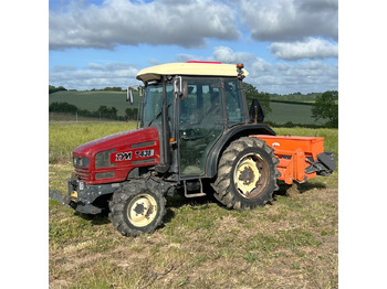Komunalni traktor