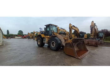 Utovarivač točkaš CAT 966K: slika 2