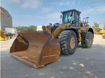 Utovarivač točkaš CATERPILLAR 980M