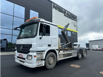 Kamion sa hidrauličnom kukom MERCEDES-BENZ Actros 2545