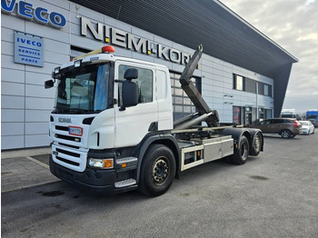 Kamion sa hidrauličnom kukom SCANIA P 380