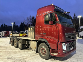 Tegljač Volvo FH16 600 8x4*4: slika 2 Tegljač Volvo FH16 600 8x4*4: slika 2