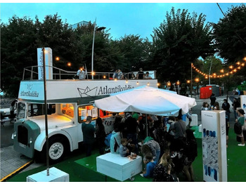 Autobus na sprat British Bus Bristol Lodekka - open topped FOOD TRUCK: slika 3