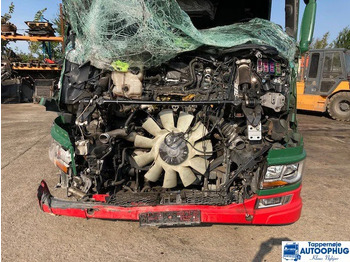 Kamion sa golom šasijom i zatvorenom kabinom SCANIA G 500