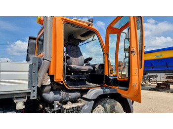 Korisno/ Posebno vozilo Mercedes-Benz Unimog U527: slika 3