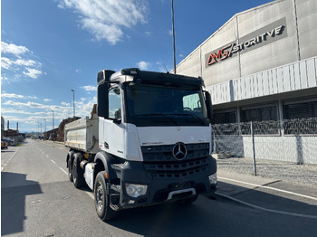Istovarivač MERCEDES-BENZ Arocs