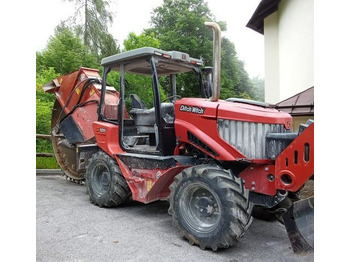 Rovokopač DITCH WITCH