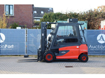 Električni viljuškar LINDE E