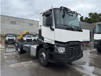 Kamion sa golom šasijom i zatvorenom kabinom RENAULT C 380