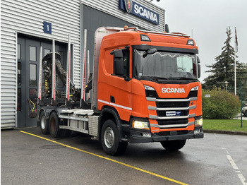 Kamion sa golom šasijom i zatvorenom kabinom SCANIA R 450
